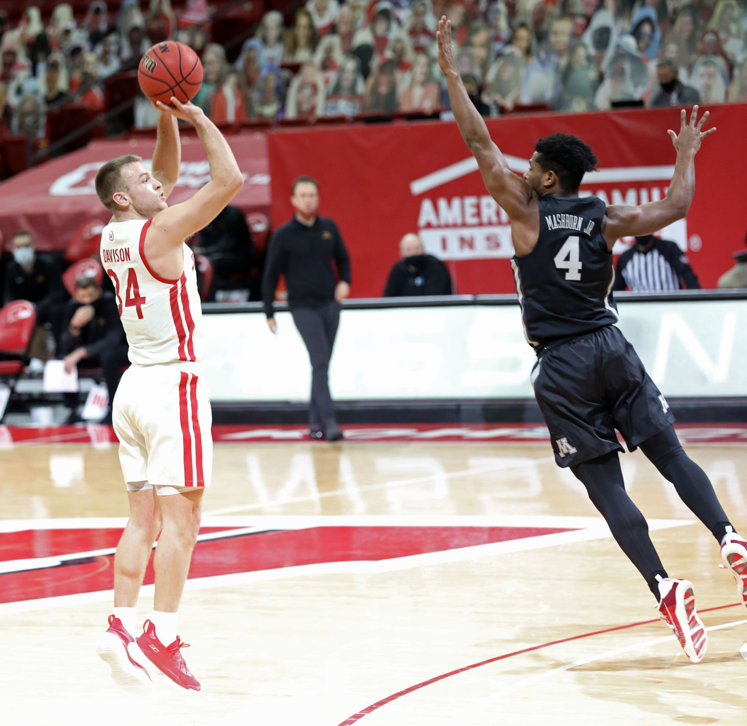 UW 71, Minnesota 59